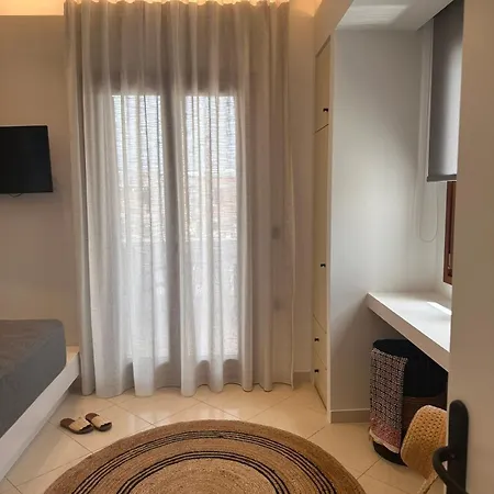 Christine Apartment *