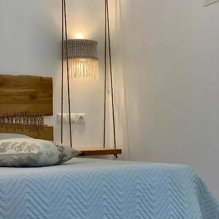 Christine Apartment