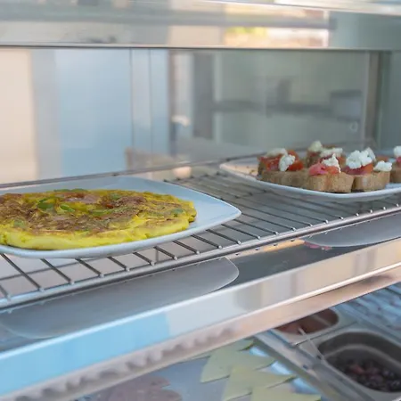 Christine * Ajía Ána